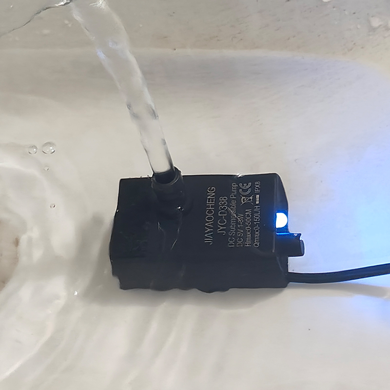 Ultra Quiet USB Aquarium Fish  - Marine Aquarium Mini avis et prix
