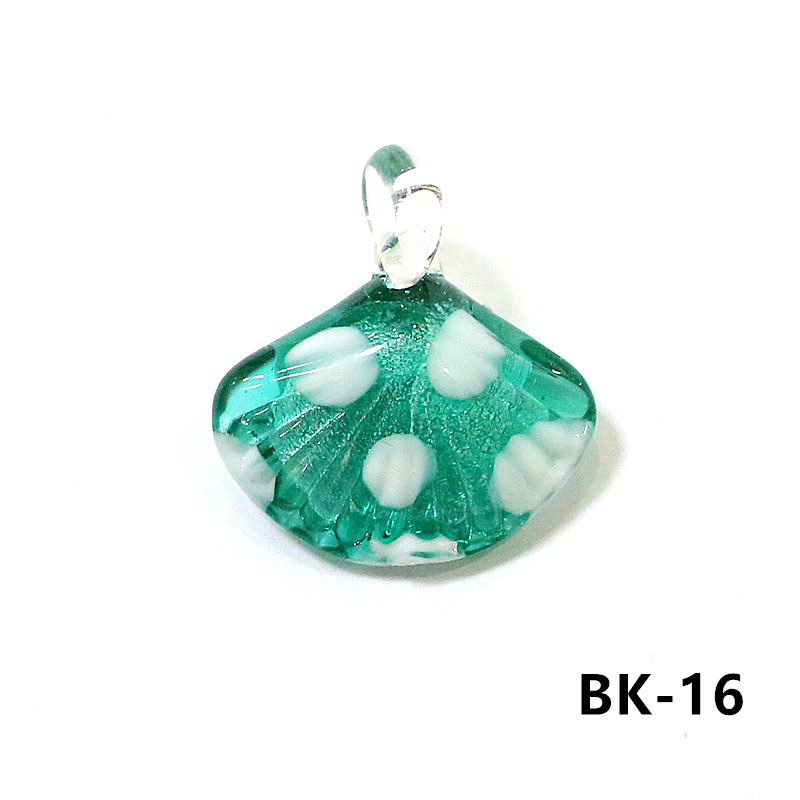 Colorful Mini Sea Shell Charm  - Aquarium Marine Color avis et prix
